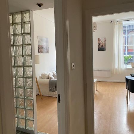 Lovely 1-Bed Apartment In Glasgow Merchant City Bagian luar foto