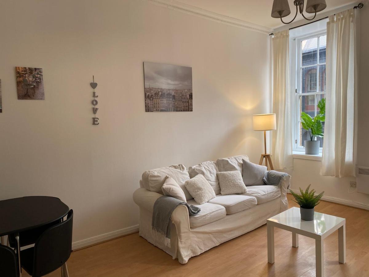 Lovely 1-Bed Apartment In Glasgow Merchant City Bagian luar foto